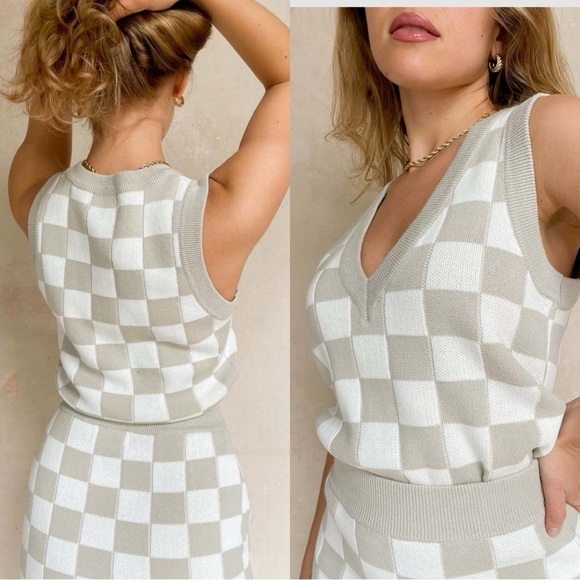 NWT ANTHROPOLOGIE CHARLIE HOLIDAY Avalon Plaid Beige White Knit Vest Sz S - Picture 1 of 5